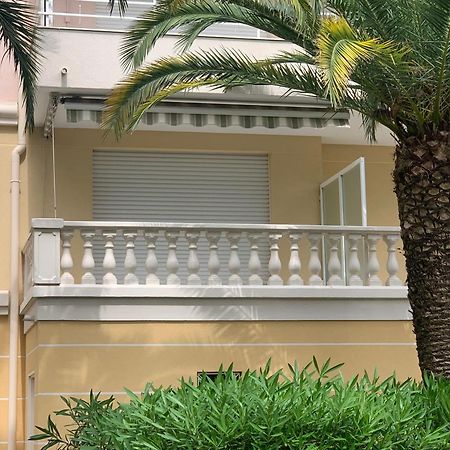Le Tropical Apartment Frejus Exterior photo