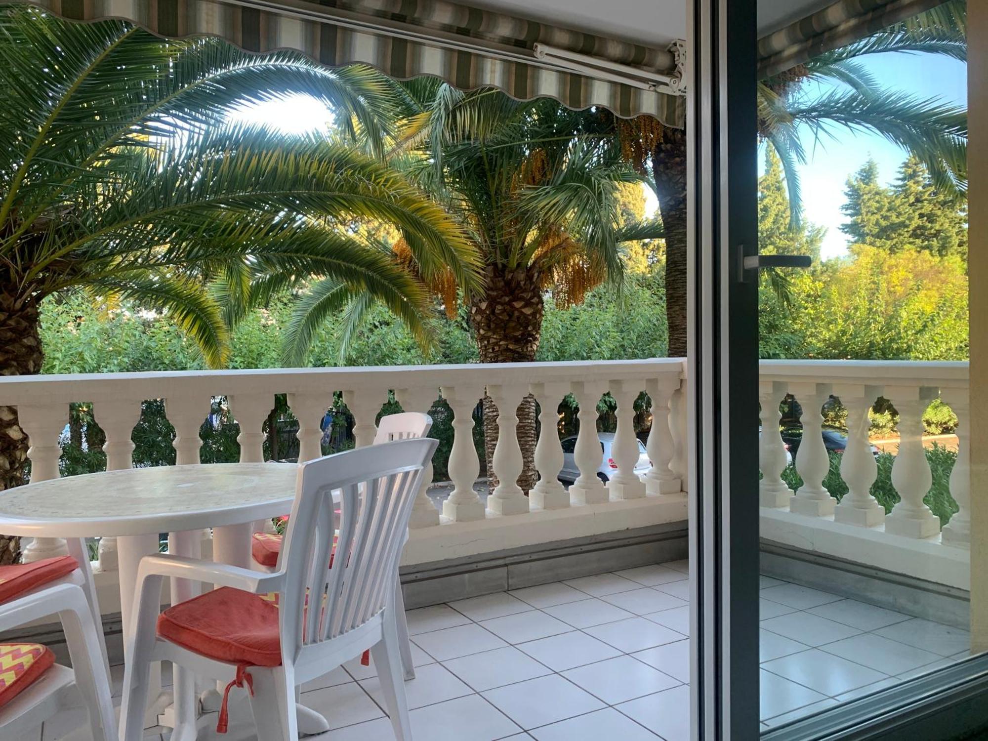 Le Tropical Apartment Frejus Exterior photo