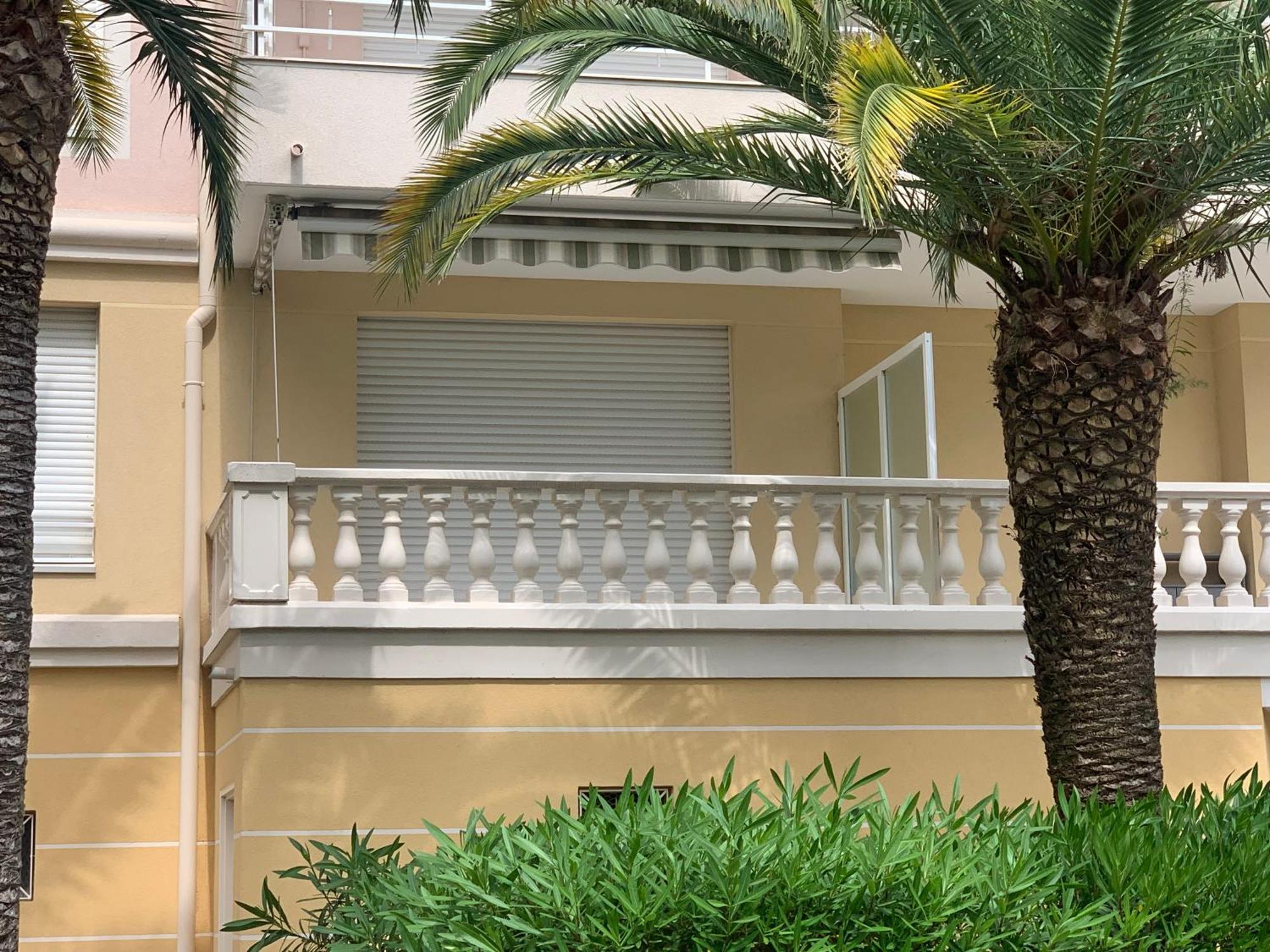 Le Tropical Apartment Frejus Exterior photo